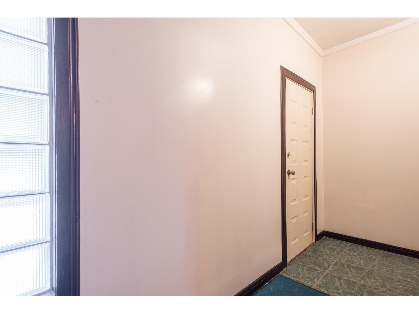 10918 81 AV NW, Edmonton