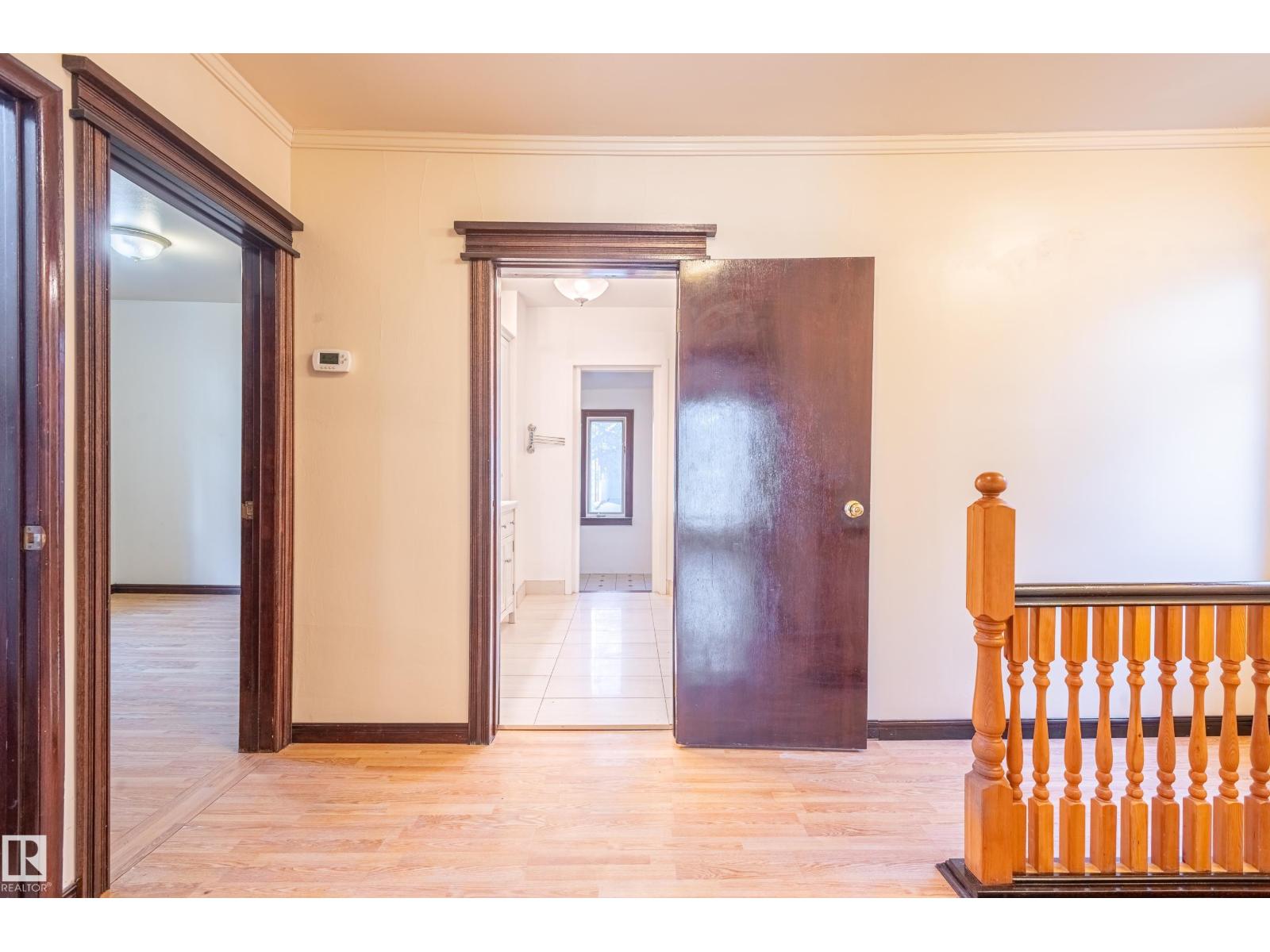 10918 81 AV NW, Edmonton