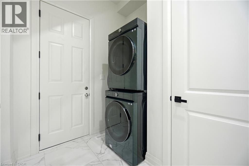 112 BLUEBIRD BOULEVARD - 24
