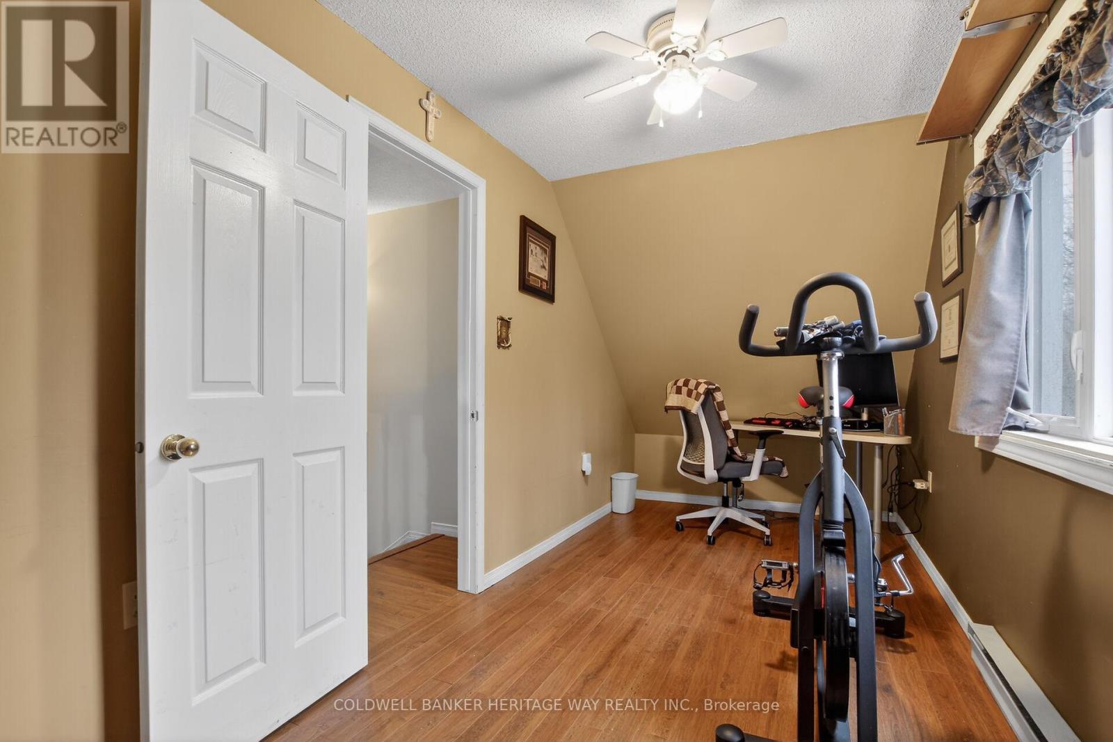 502 TENNYSON ROAD — photo 31