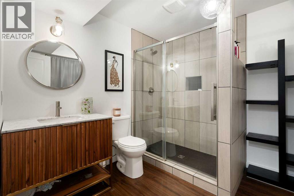 Single Family House for Sale in   Avenue SW Killarney/Glengarry Calgary 