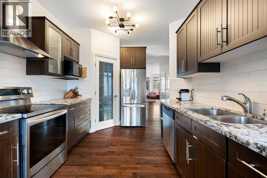 Single Family House for Sale in   Avenue SW Killarney/Glengarry Calgary 