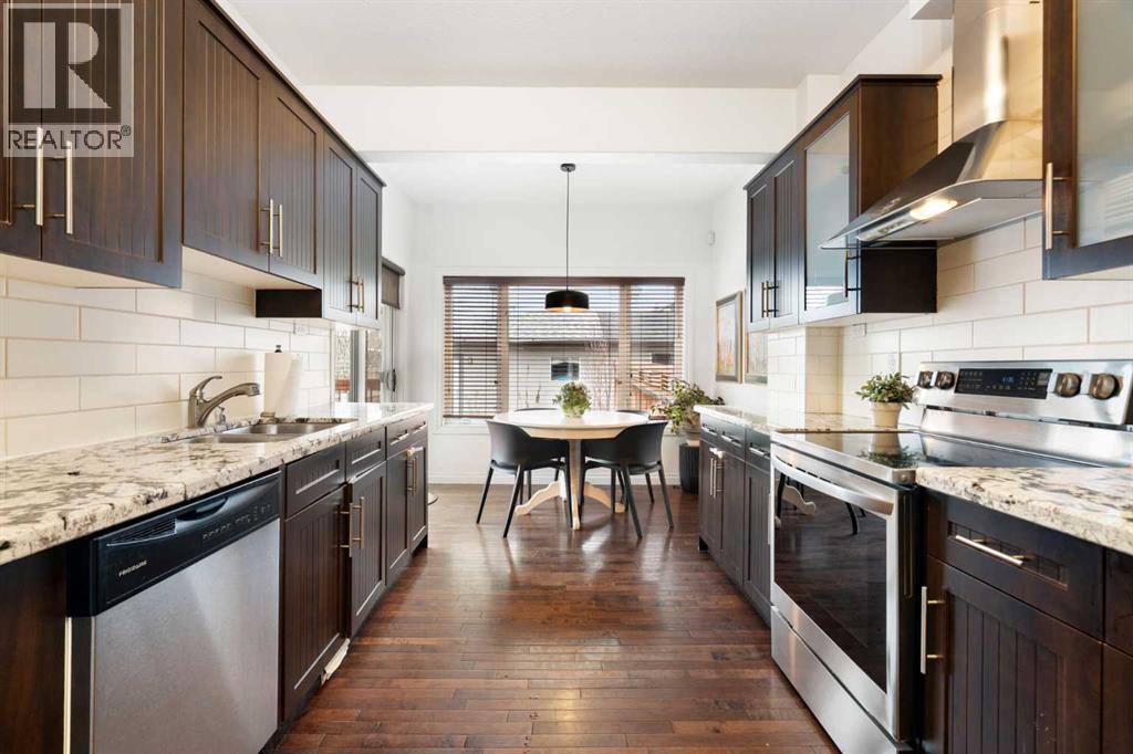 Single Family House for Sale in   Avenue SW Killarney/Glengarry Calgary 