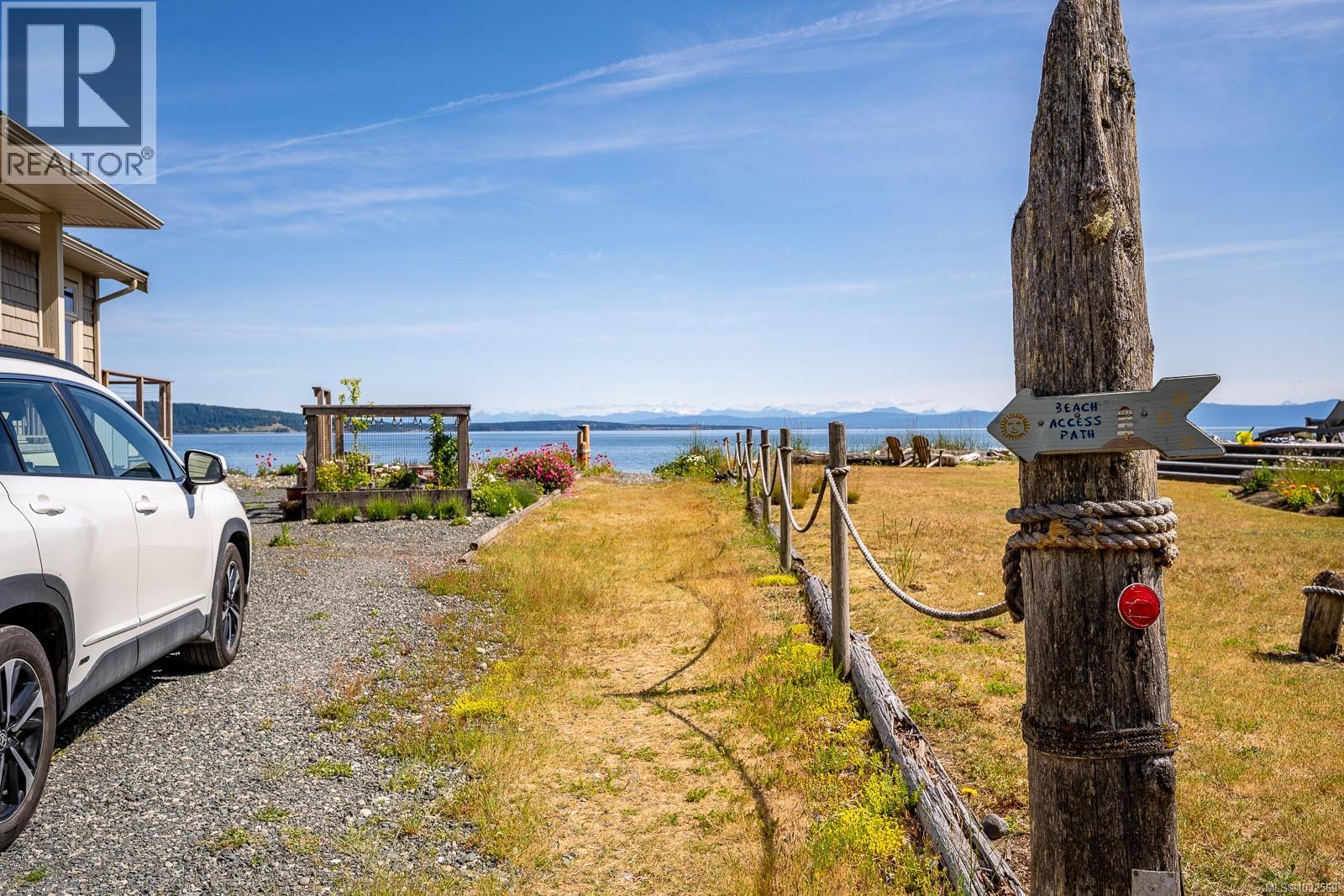 #5 6919 Island Hwy W - 35