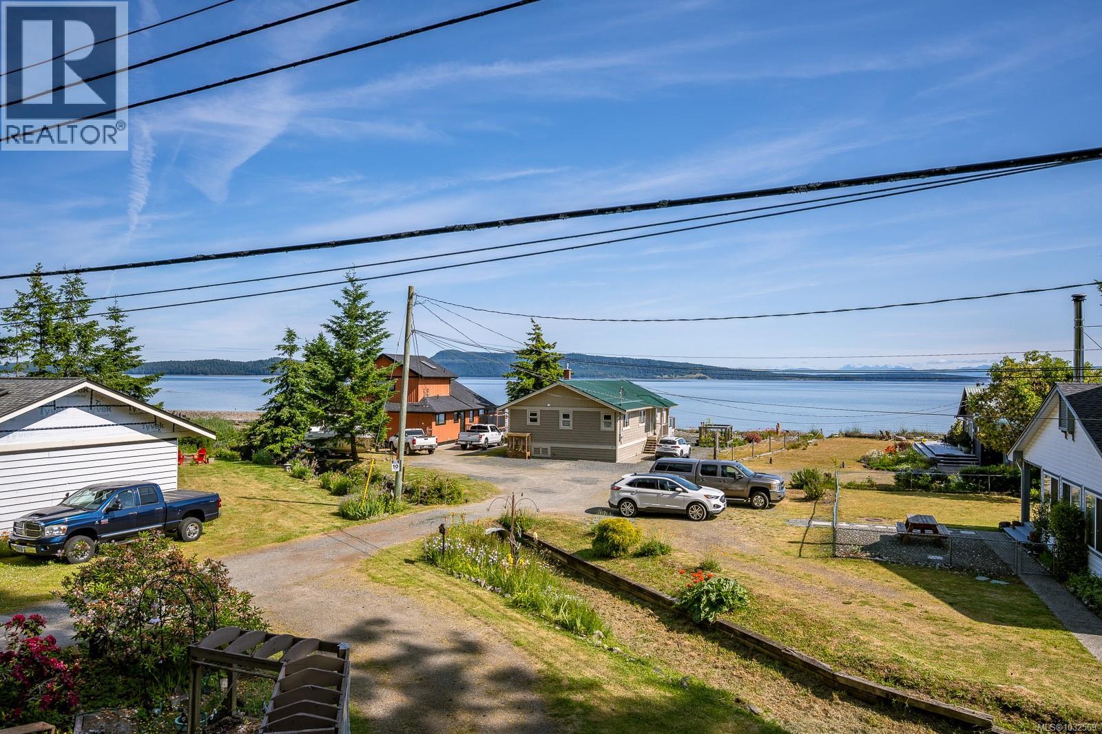 #5 6919 Island Hwy W - 47