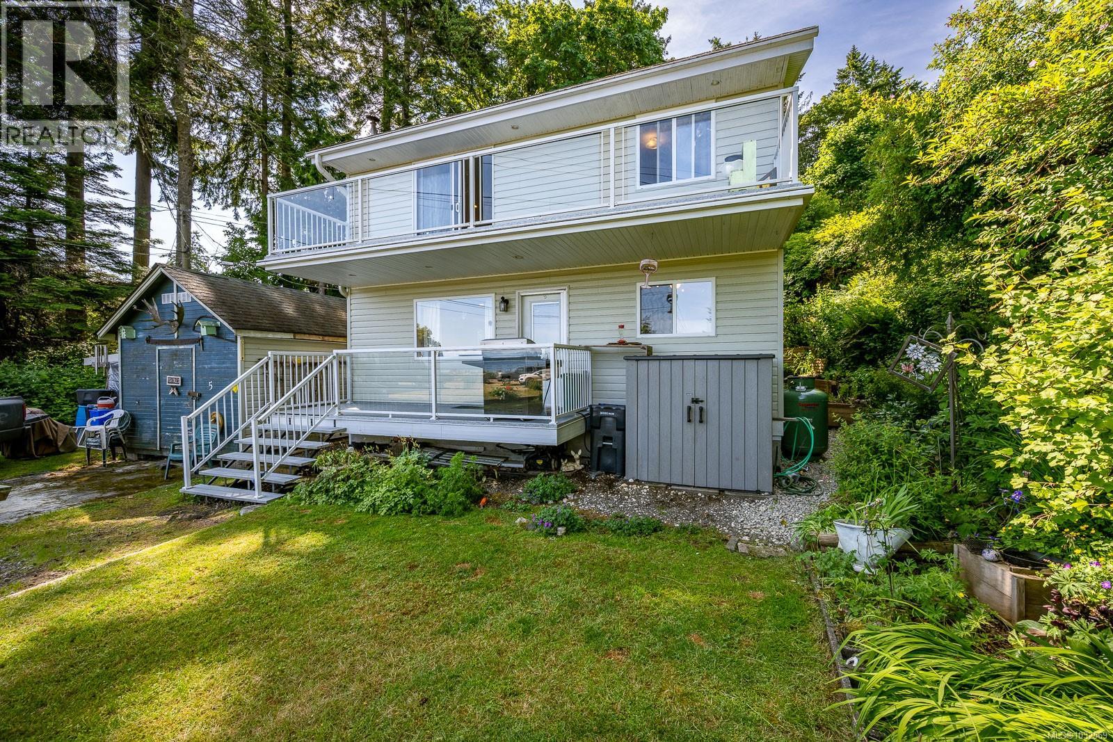 #5 6919 Island Hwy W - 60