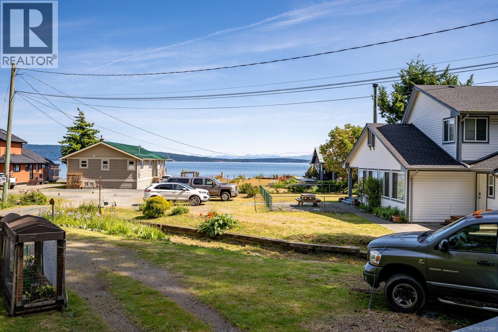 #5 6919 Island Hwy W - 70