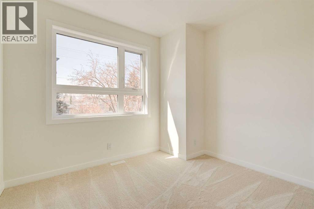 Single Family House for Sale in B Moncton Road NE Winston Heights/Mountview Calgary 