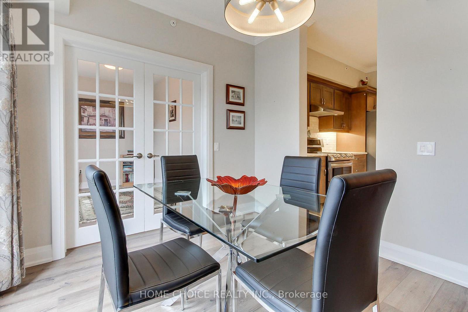 #301 720 YONGE STREET E - 14