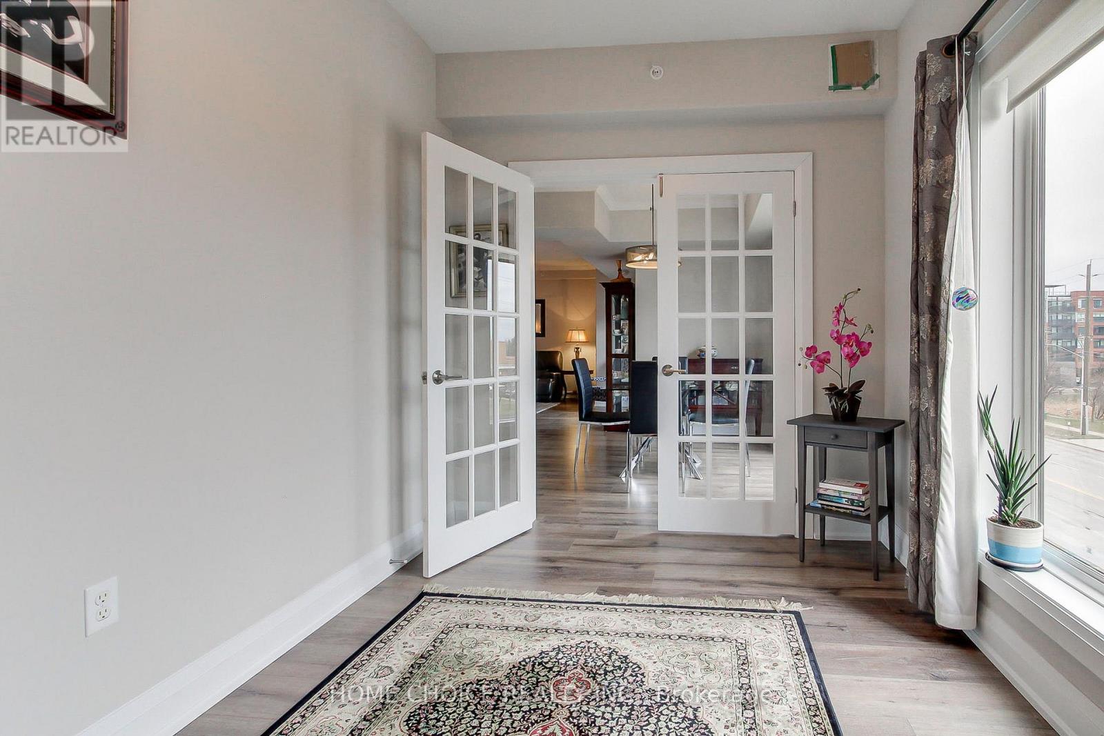 #301 720 YONGE STREET E - 21