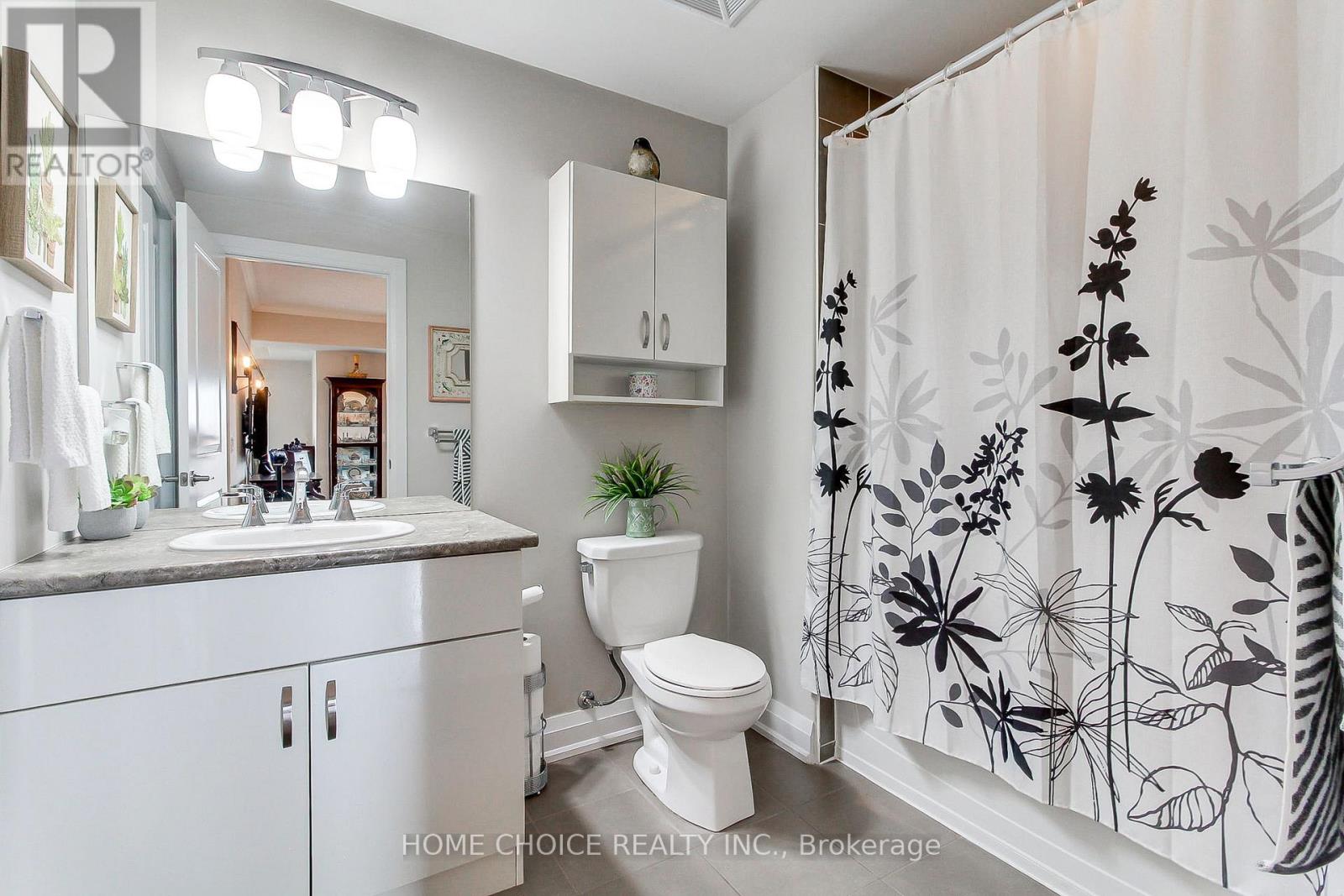 #301 720 YONGE STREET E - 30
