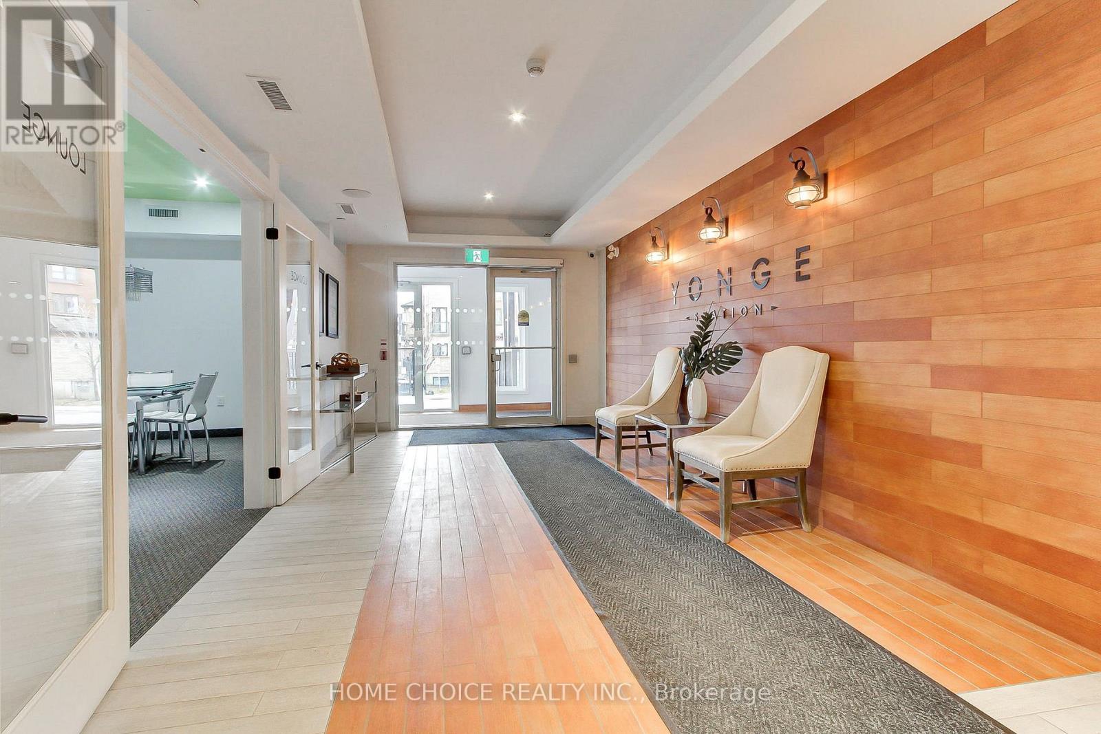 #301 720 YONGE STREET E - 5