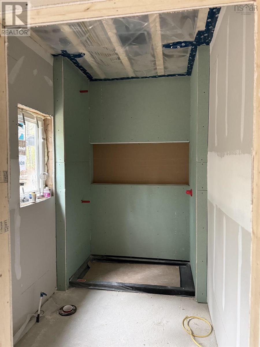 Property 11 of 31 of 178 Tri Lake Drive