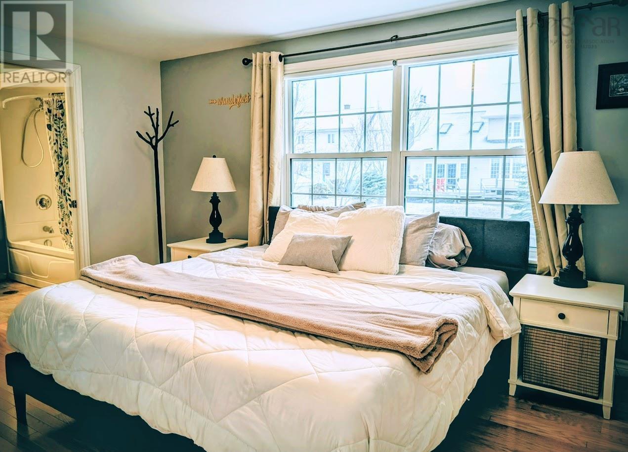 Property 23 of 38 of 62 MACLAUGHLIN Drive