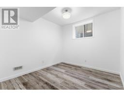 Living room - 1647 Applerock Avenue, London North, ON N6G0X6 Photo 9