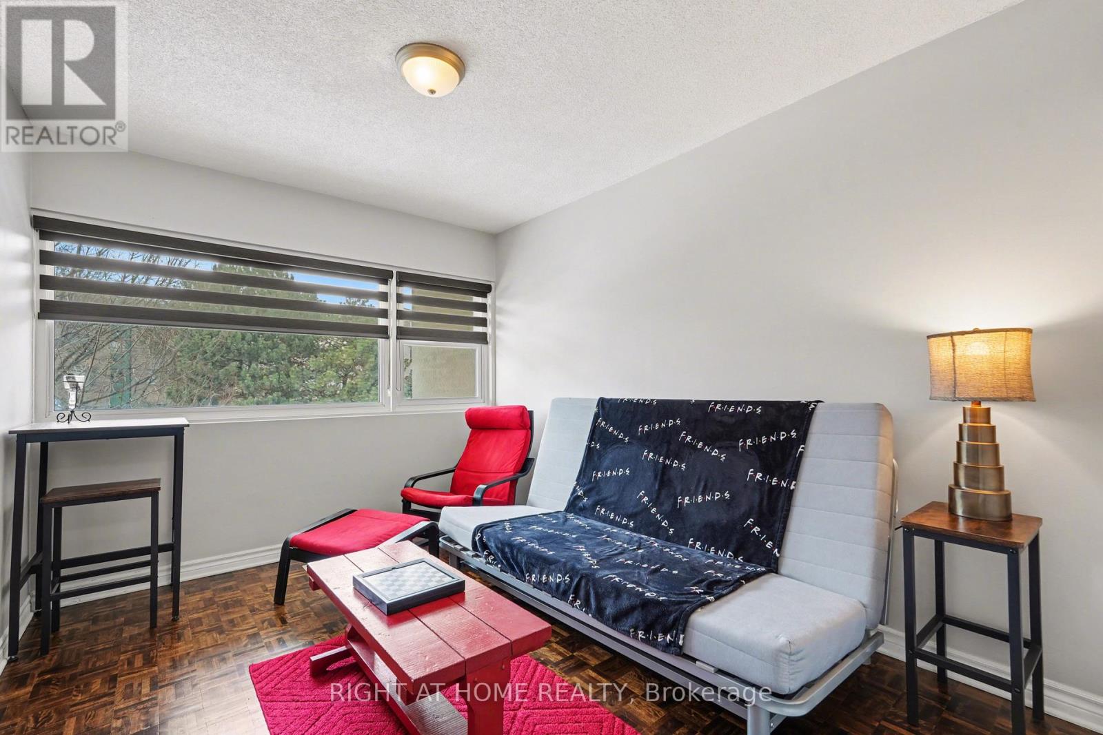 121 - 12 CORKSTOWN ROAD — photo 19