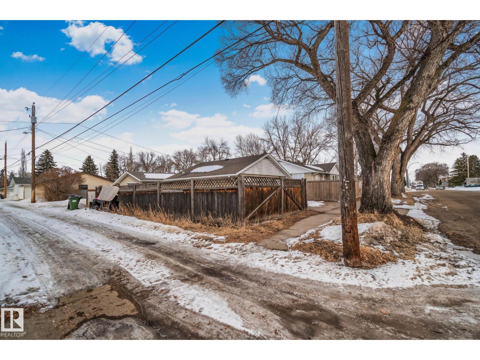 12002 37 ST NW, Edmonton