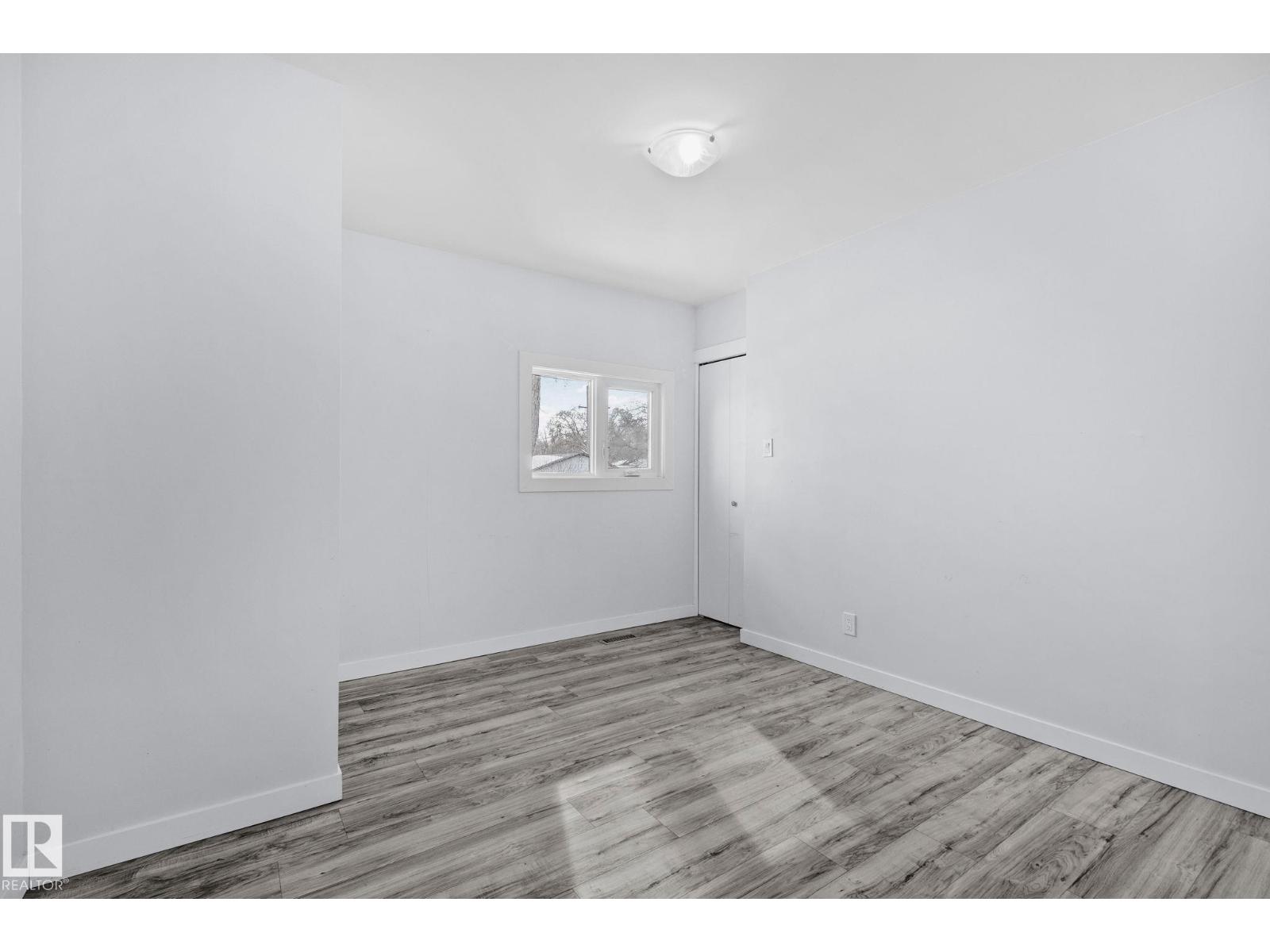 12002 37 ST NW, Edmonton