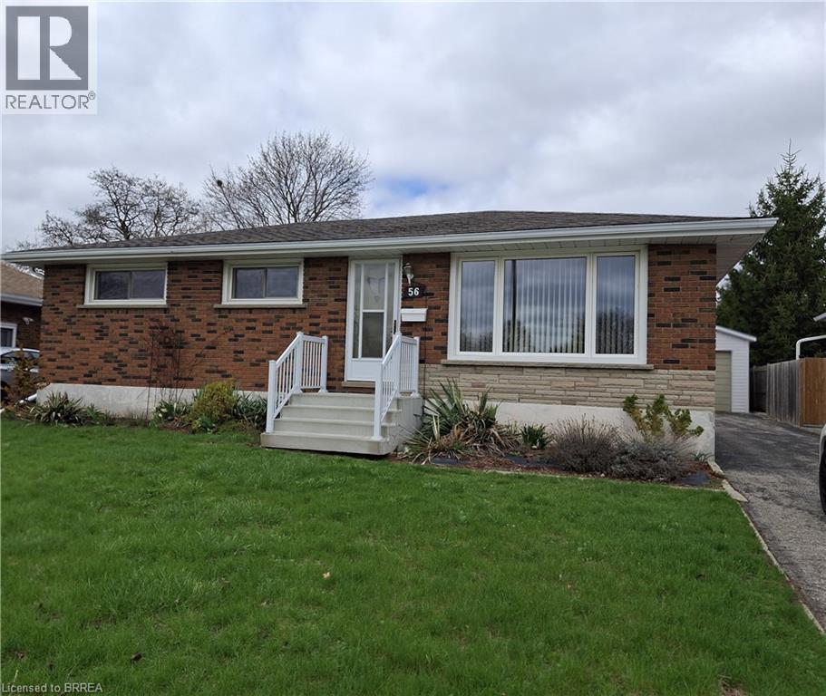 56 BALMORAL Drive - 1