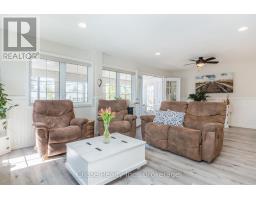 42 Madawaska Trail, Wasaga Beach, ON L9Z1X7 Photo 15