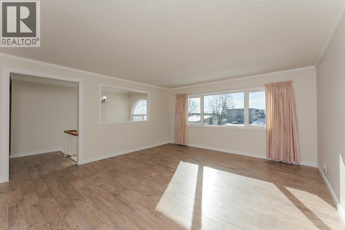 1450 FRASER CRESCENT - 27