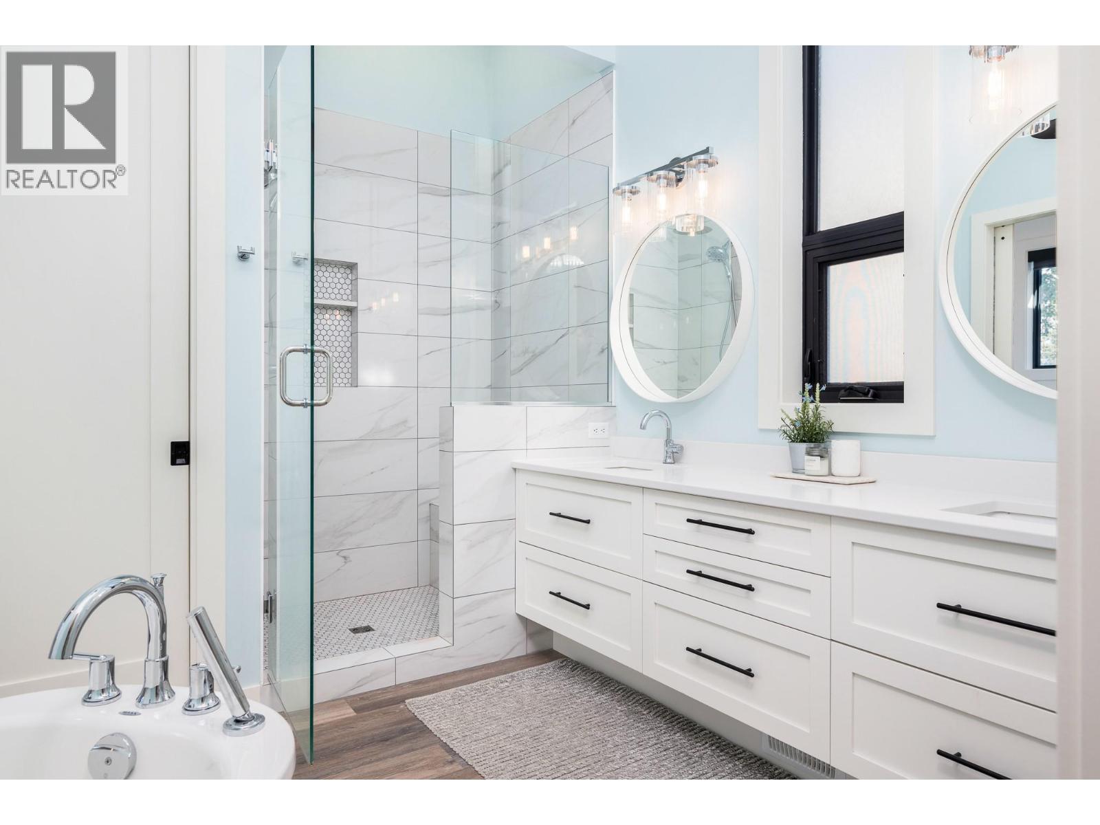 9900 Eastside Road Unit# 20, Vernon