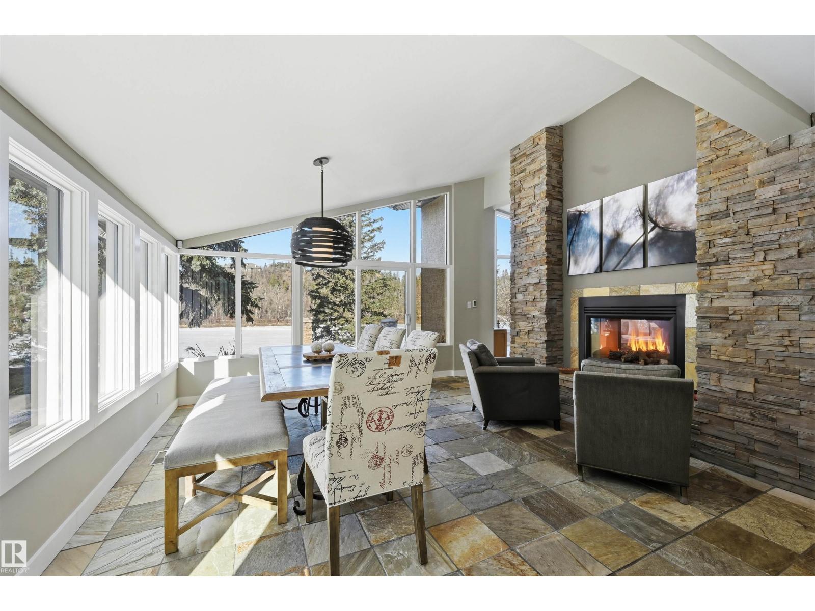 15625 WHITEMUD RD NW, Edmonton