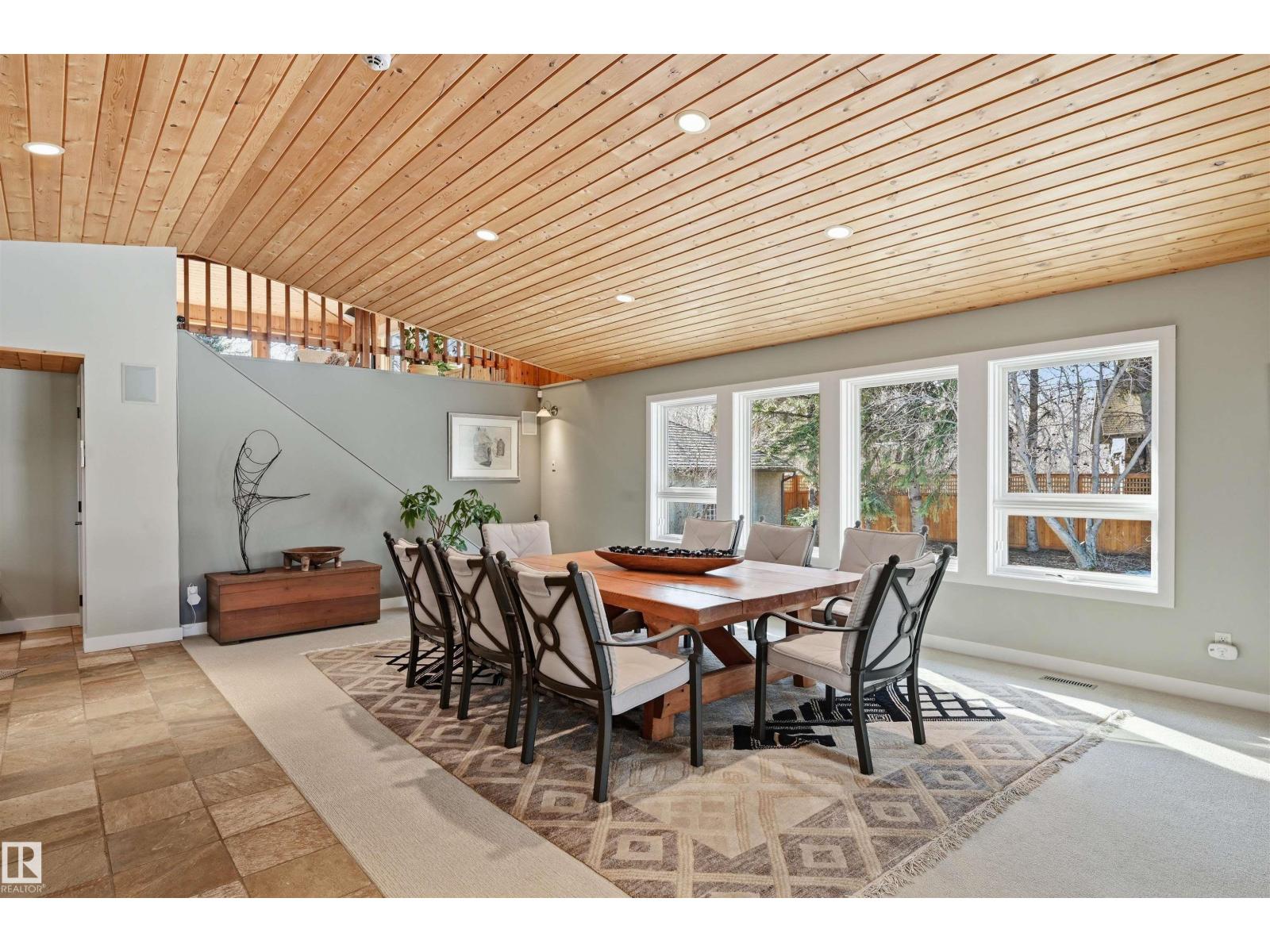 15625 WHITEMUD RD NW, Edmonton