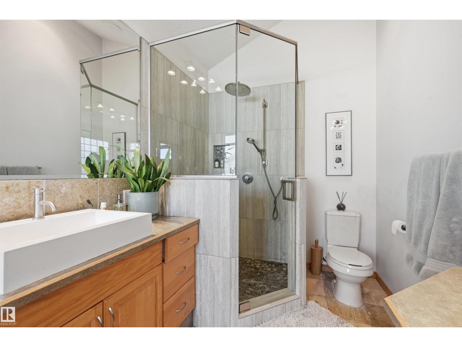 15625 WHITEMUD RD NW, Edmonton