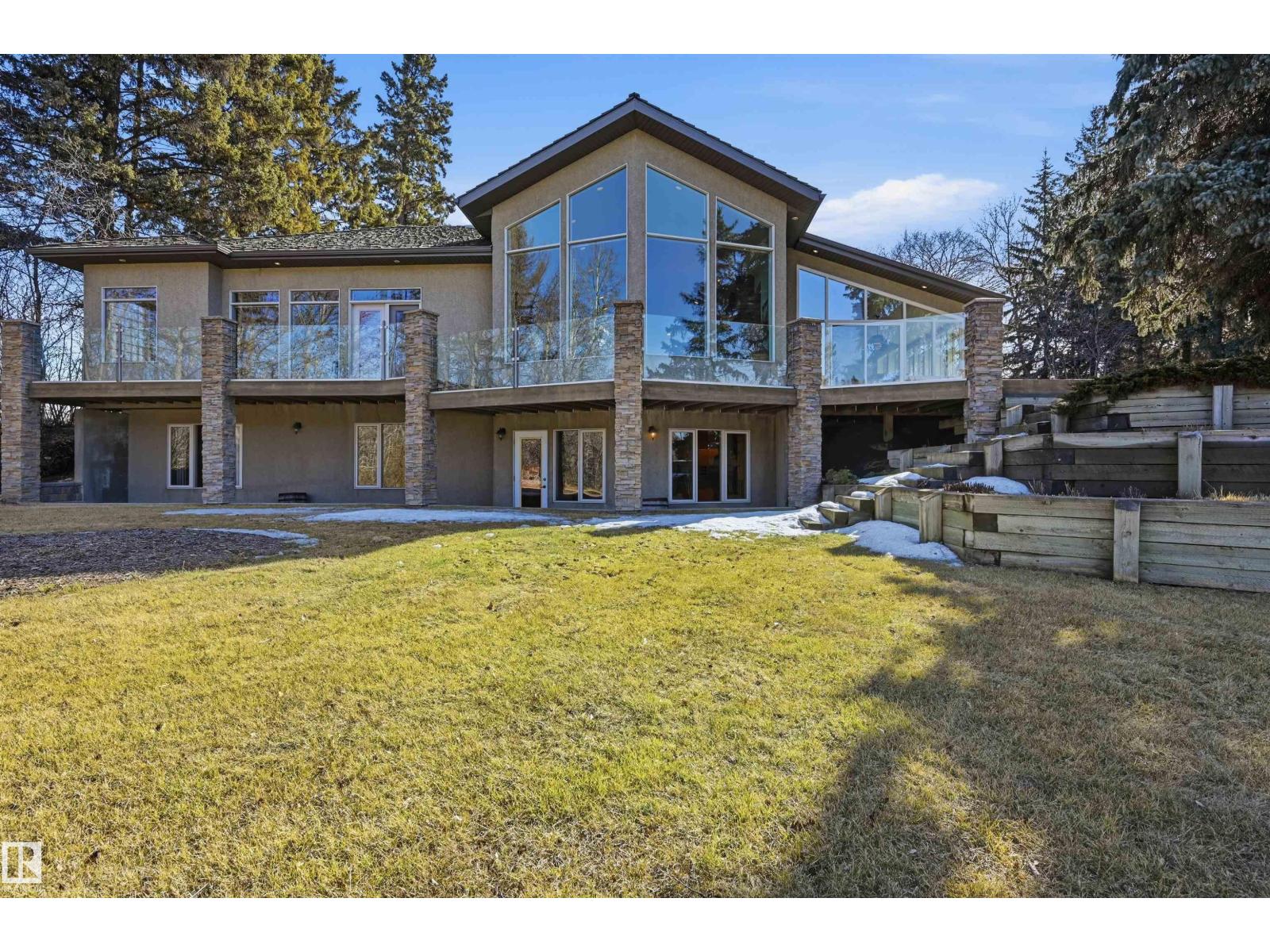 15625 WHITEMUD RD NW, Edmonton