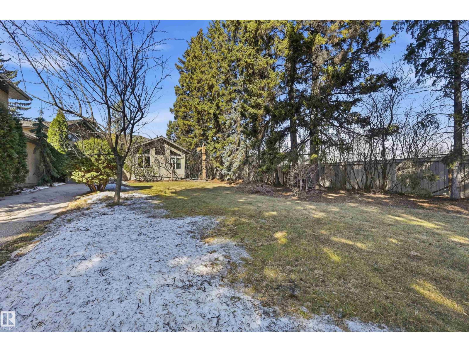 15625 WHITEMUD RD NW, Edmonton