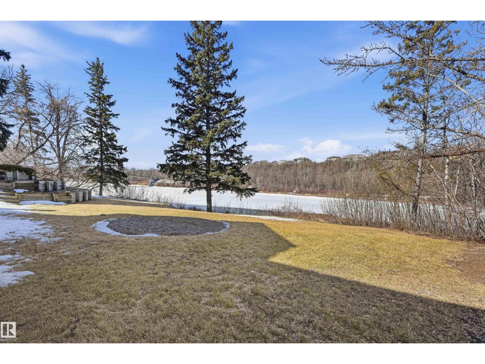 15625 WHITEMUD RD NW, Edmonton