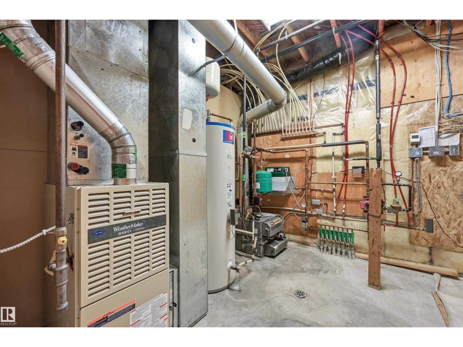 15625 WHITEMUD RD NW, Edmonton