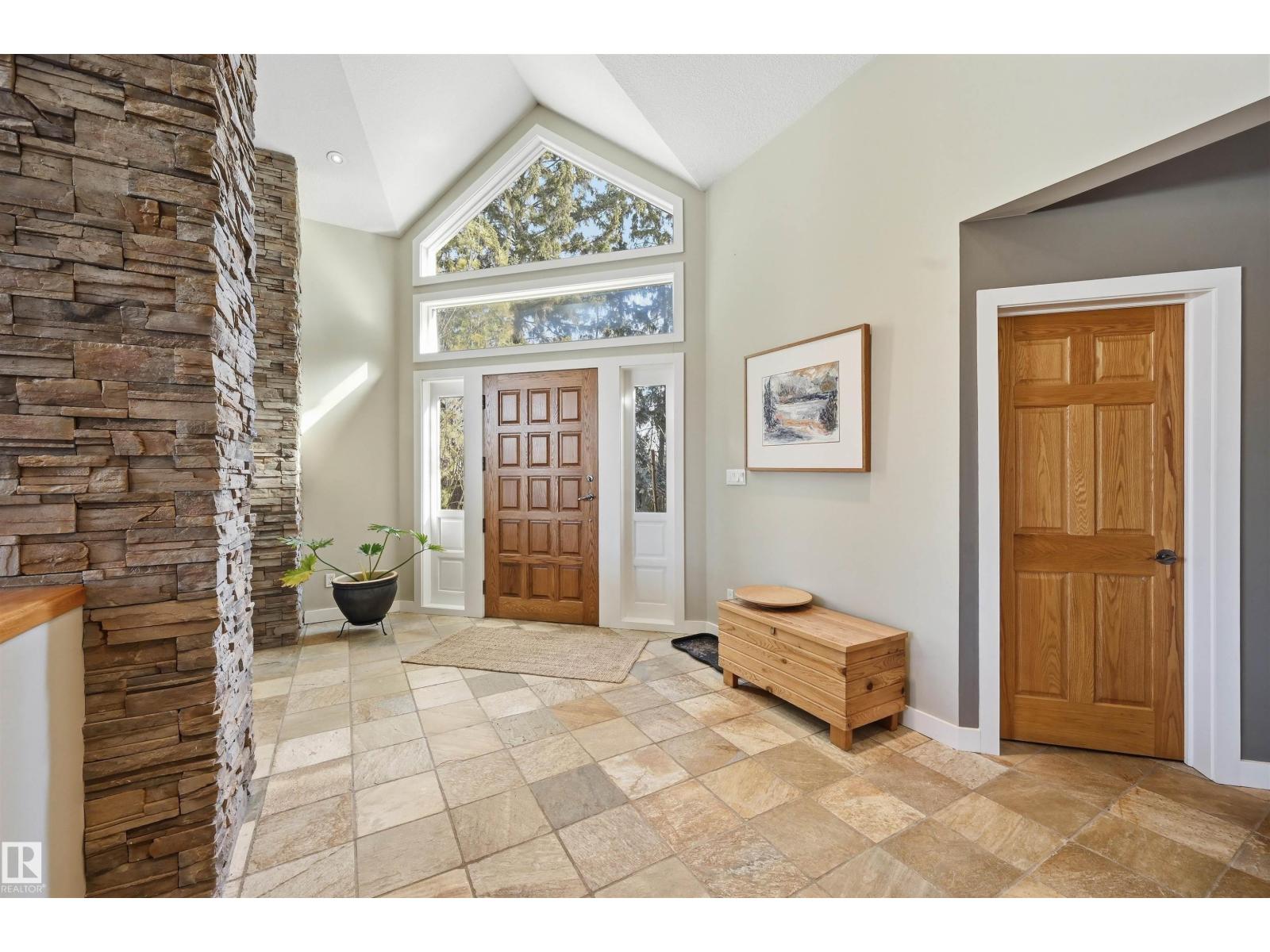 15625 WHITEMUD RD NW, Edmonton