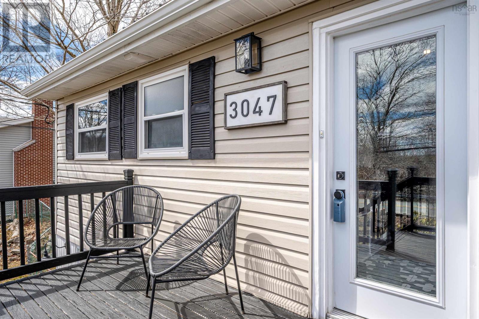 Property 2 of 28 of 3047 Highway 7