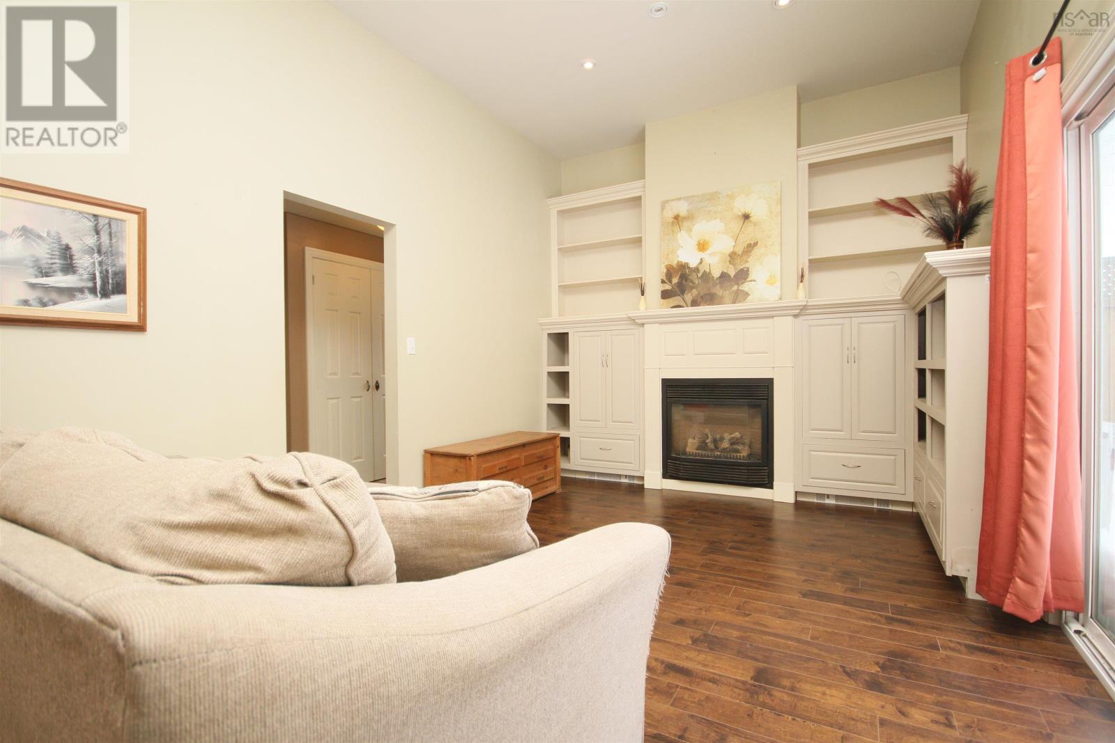 Property 25 of 47 of 26 MacQuarrie Drive