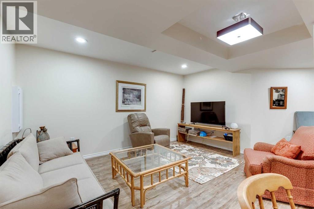 Single Family House Bungalow for Sale in  Rosehill Drive NW Rosemont Calgary 