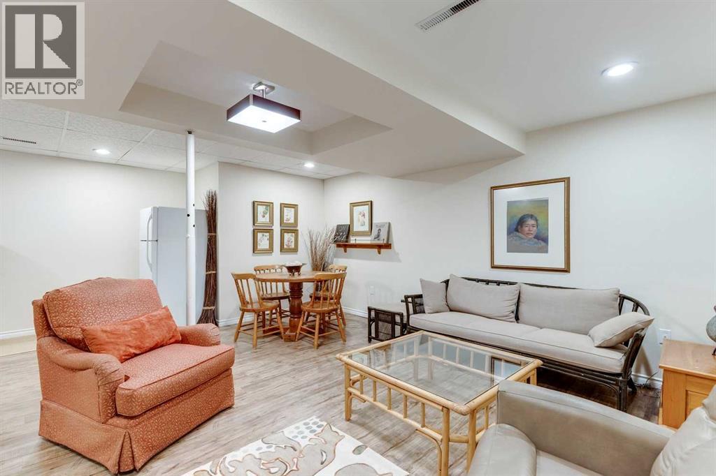 Single Family House Bungalow for Sale in  Rosehill Drive NW Rosemont Calgary 