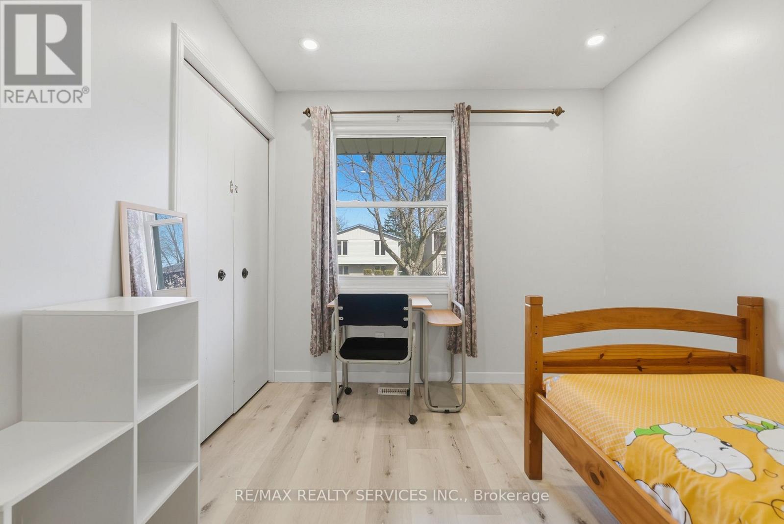 5 CHAUCER ROAD - 21