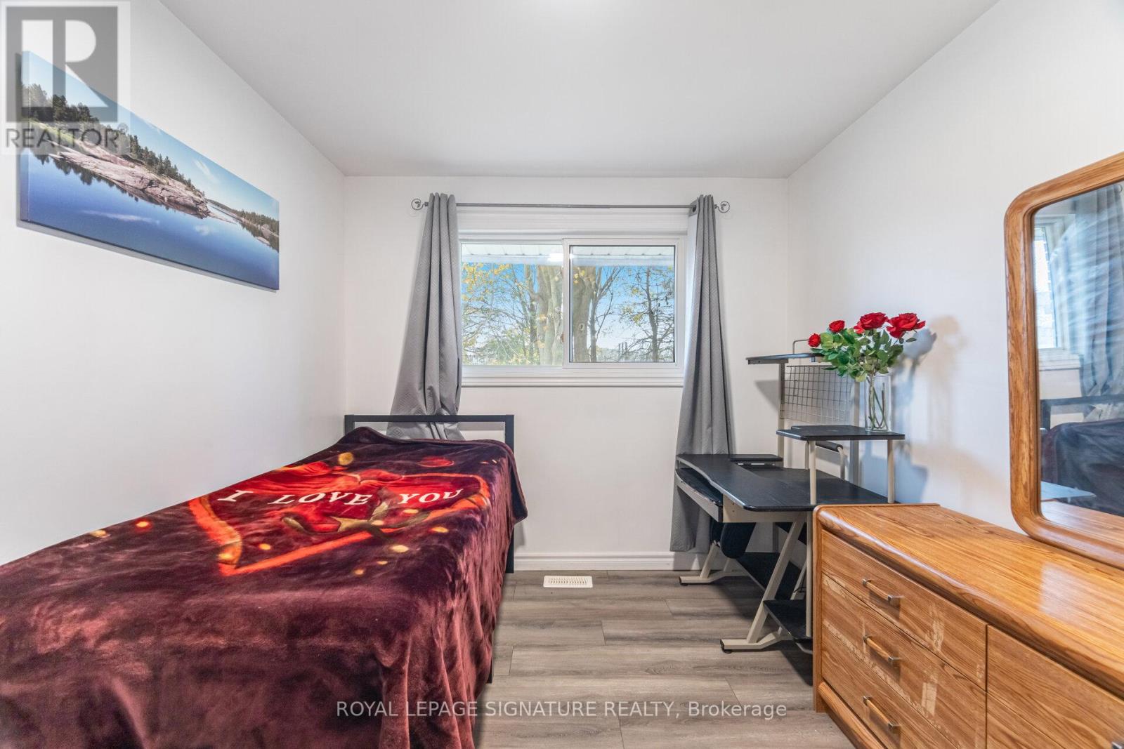 406 TAMARACK DRIVE - 19