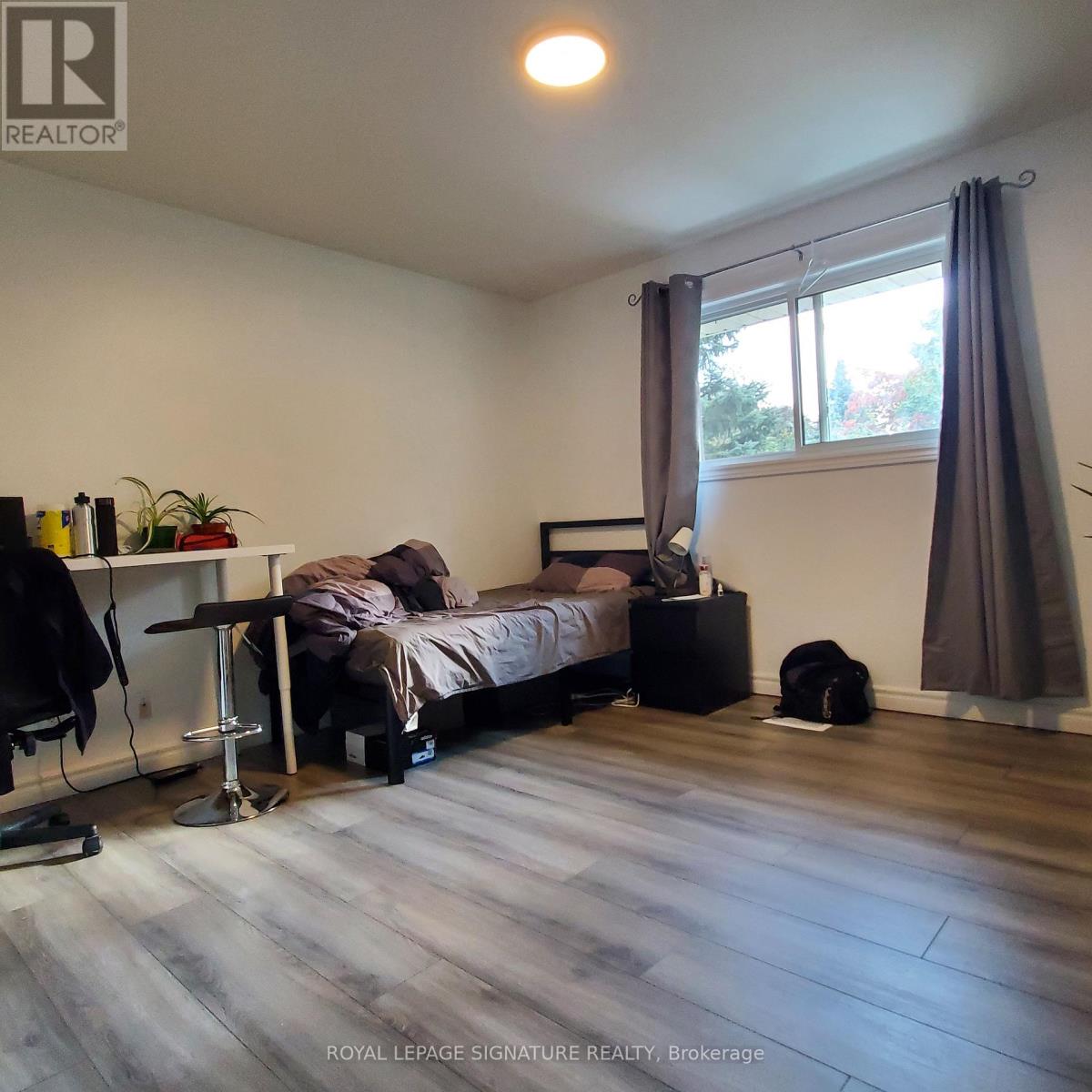 406 TAMARACK DRIVE - 22