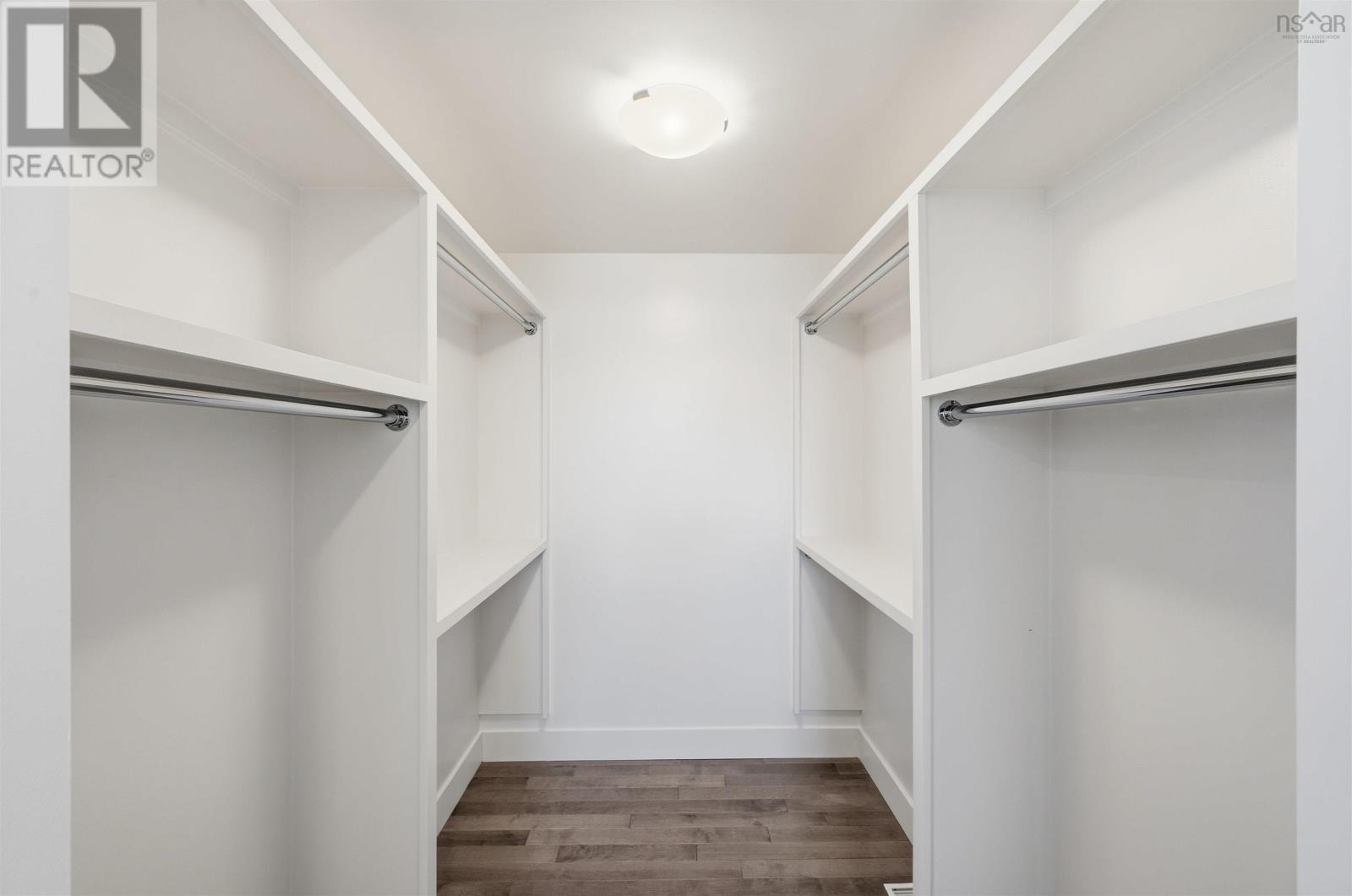 Property 21 of 47 of 321 Transom Drive