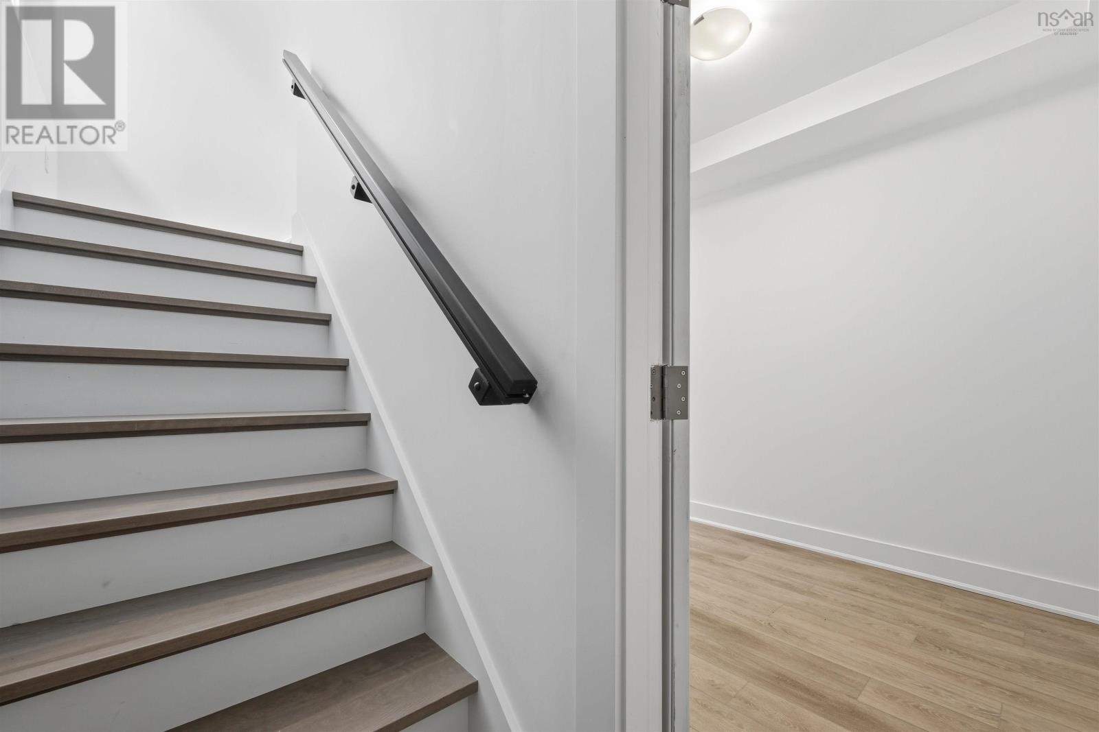 Property 31 of 47 of 321 Transom Drive