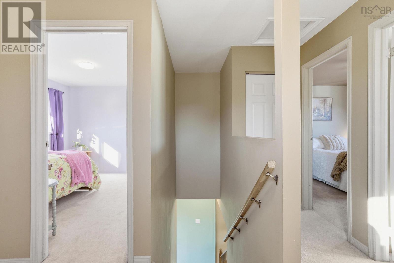 Property 21 of 34 of 1 Oakwood Court