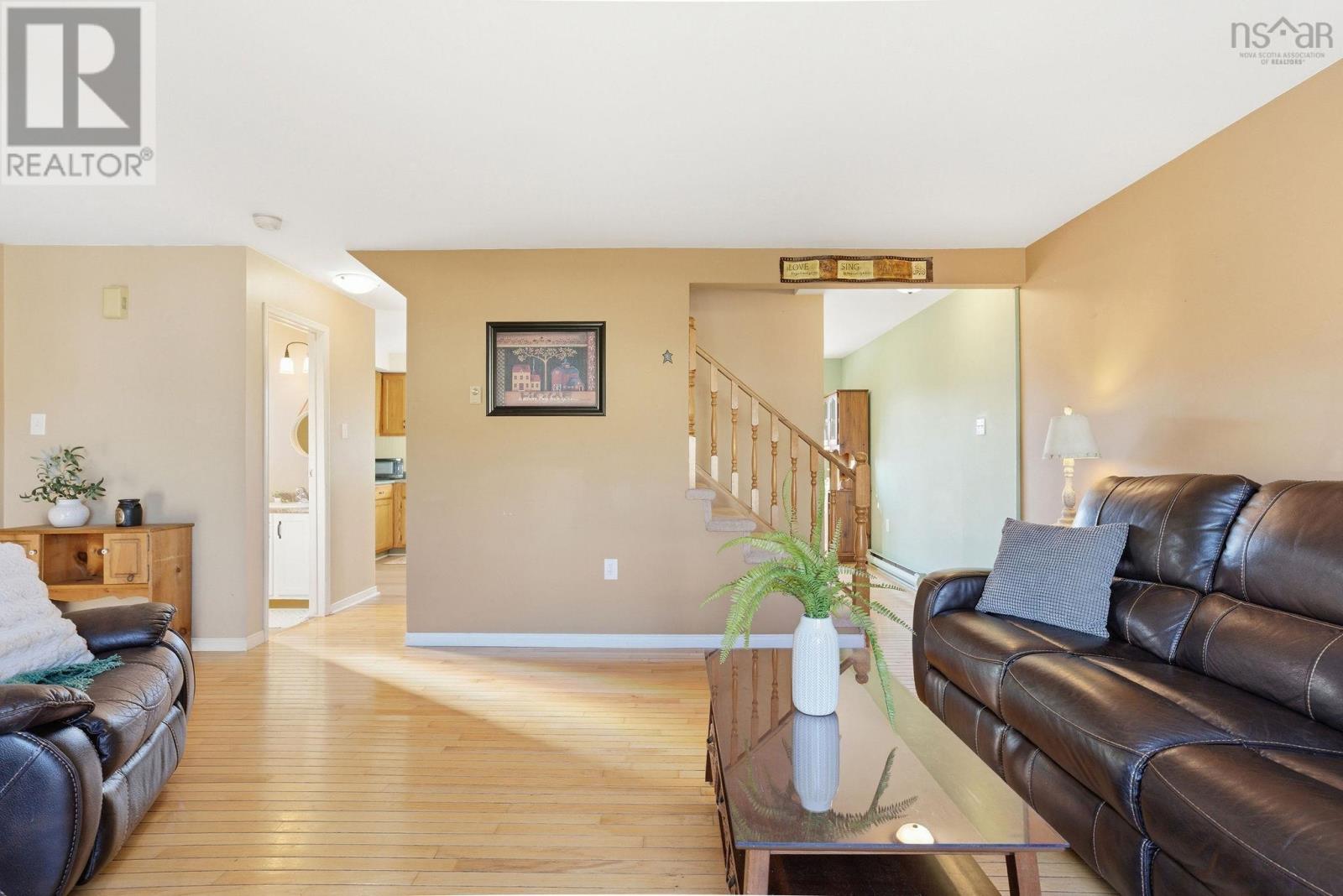 Property 8 of 34 of 1 Oakwood Court