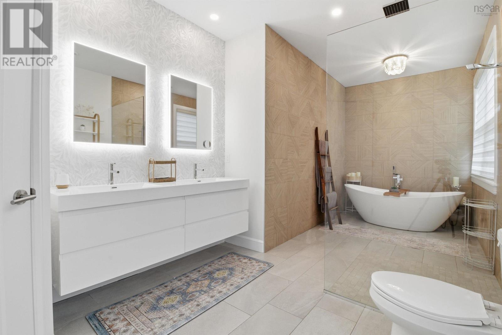 Property 21 of 42 of 107 Amelinda Crescent, 105 Amelinda Crescent