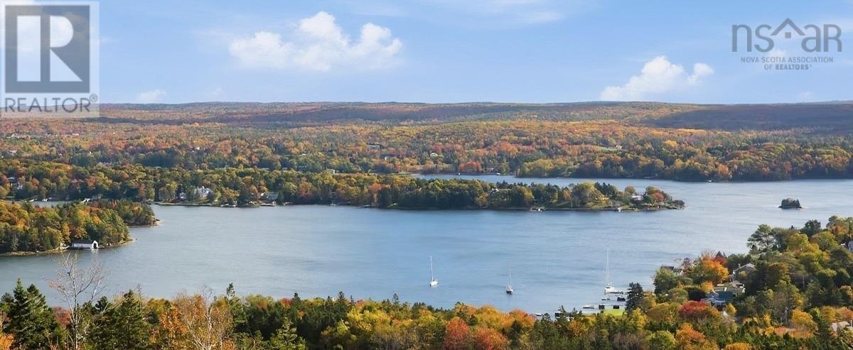 Property 9 of 42 of 107 Amelinda Crescent, 105 Amelinda Crescent