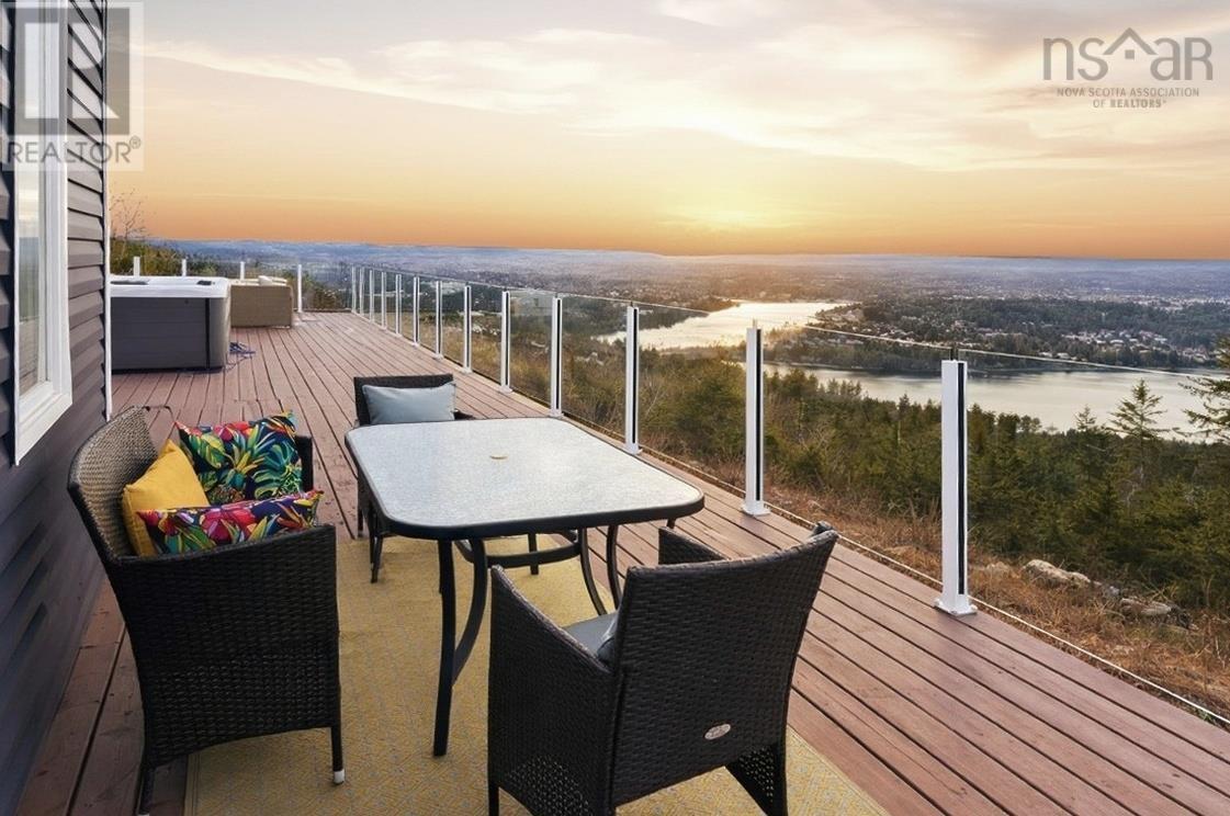 Property 5 of 42 of 107 Amelinda Crescent, 105 Amelinda Crescent