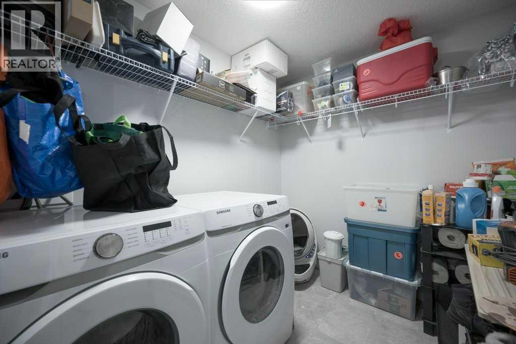 #406 80 CARRINGTON PLAZA NW - 11