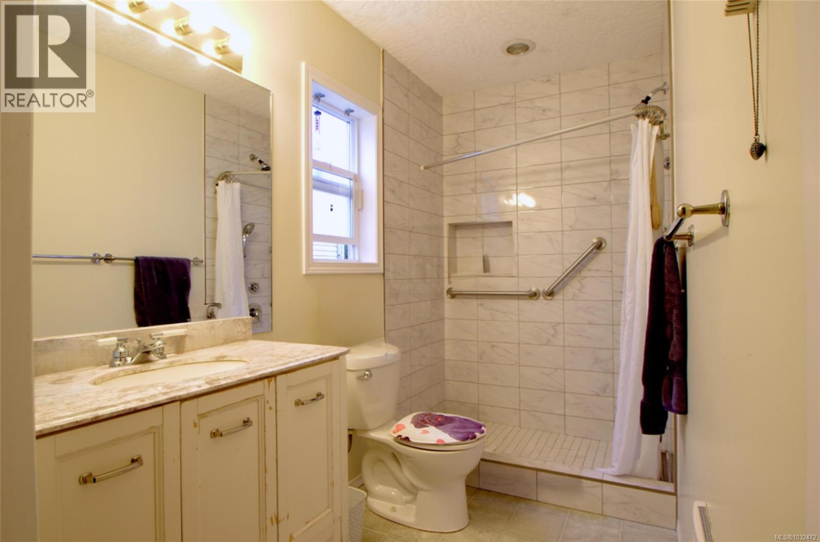 1380 Krebs Cres - 18